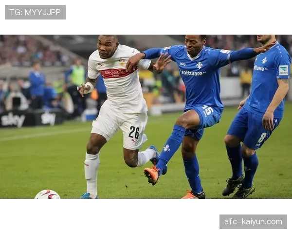 通讯:达姆施塔特保级关键战,一次未能把握的反击机会导致三分变一分 通讯:达姆施塔特保级关键战,一次未能把握的反击机会导致三分变一分